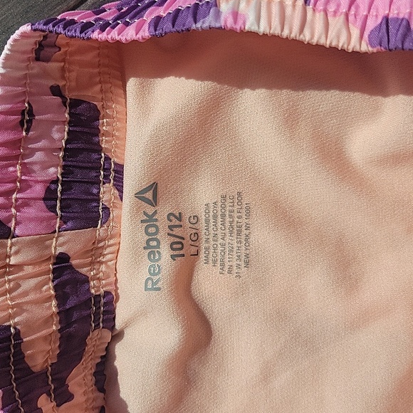 Reebok Girl Camo Short L (10/12) - Picture 3 of 4